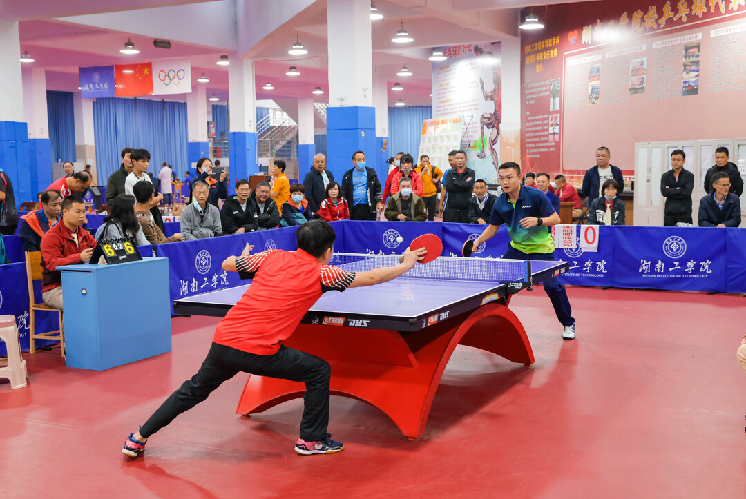 场充满期待 场充满期待