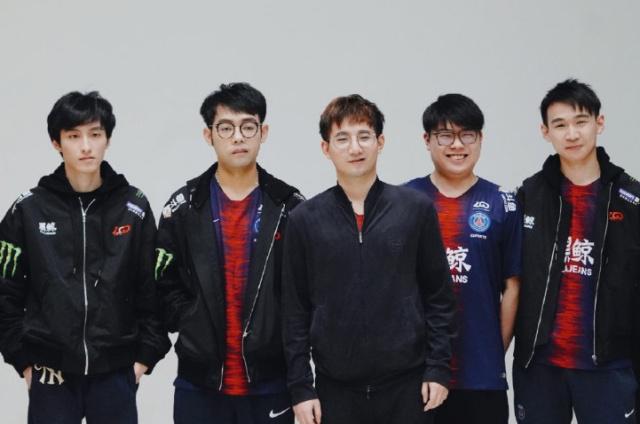 行并不罕见 行并不罕见